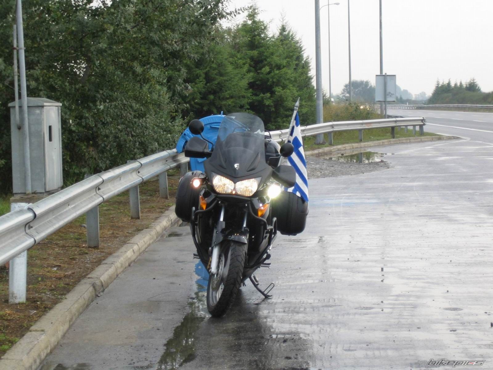 2005 HONDA VARADERO | Picture 776660 motorcycle photo
