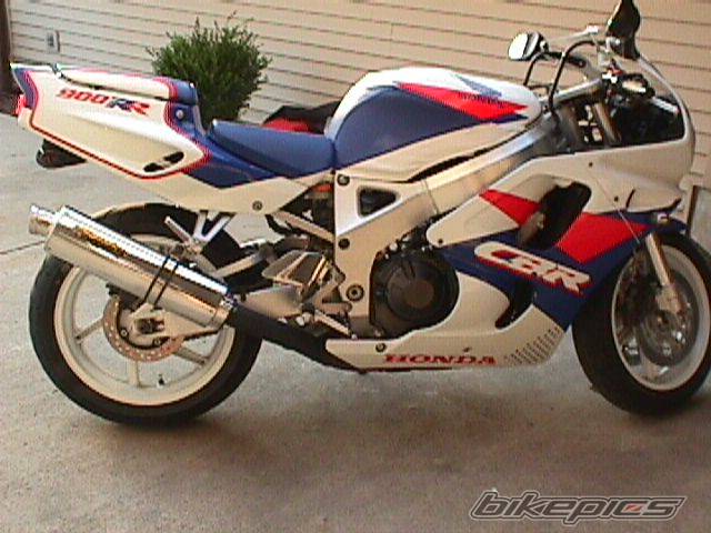 1993 HONDA CBR 900 | Picture 78034 motorcycle photo
