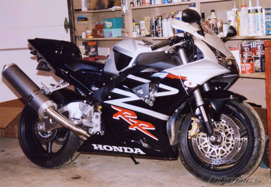 2002 HONDA CBR 900 | Picture 78037 motorcycle photo