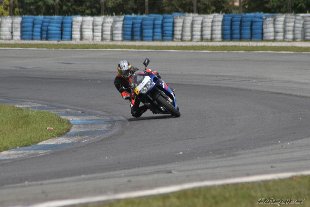 2000 SUZUKI GSX R 750 | Picture 784662 motorcycle photo