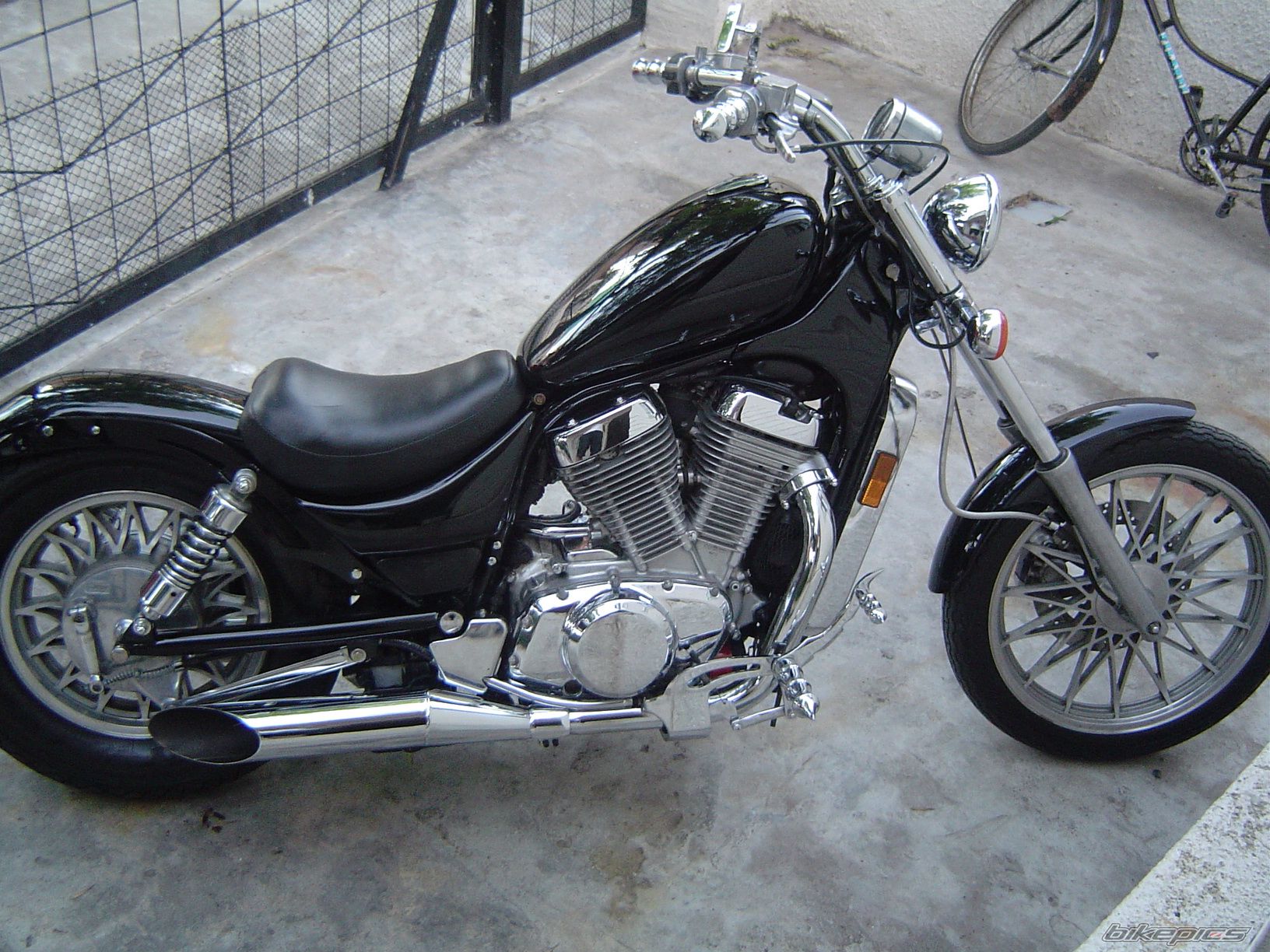 1987 SUZUKI INTRUDER 700 | Picture 785101 motorcycle photo