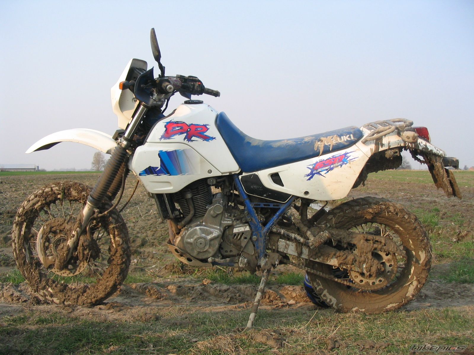 1994 SUZUKI DR 650 | Picture 785316 motorcycle photo