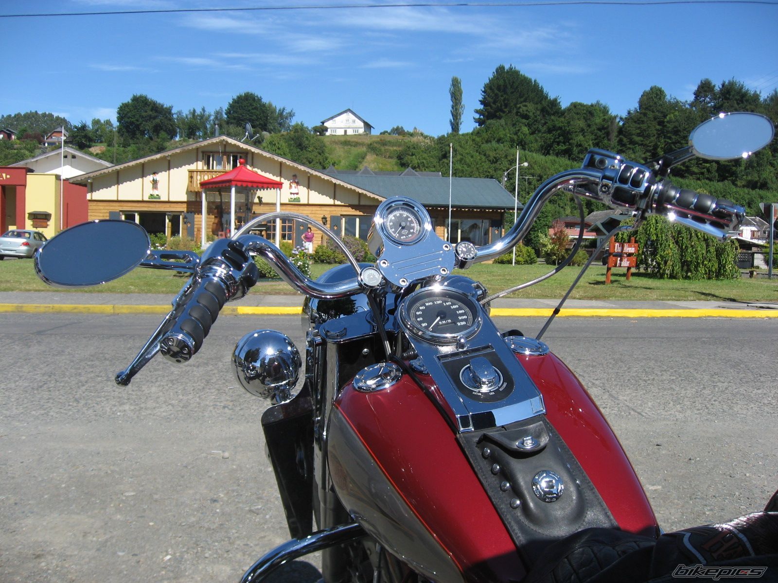 1997 HARLEY DAVIDSON FLSTC | Picture 788007 motorcycle photo