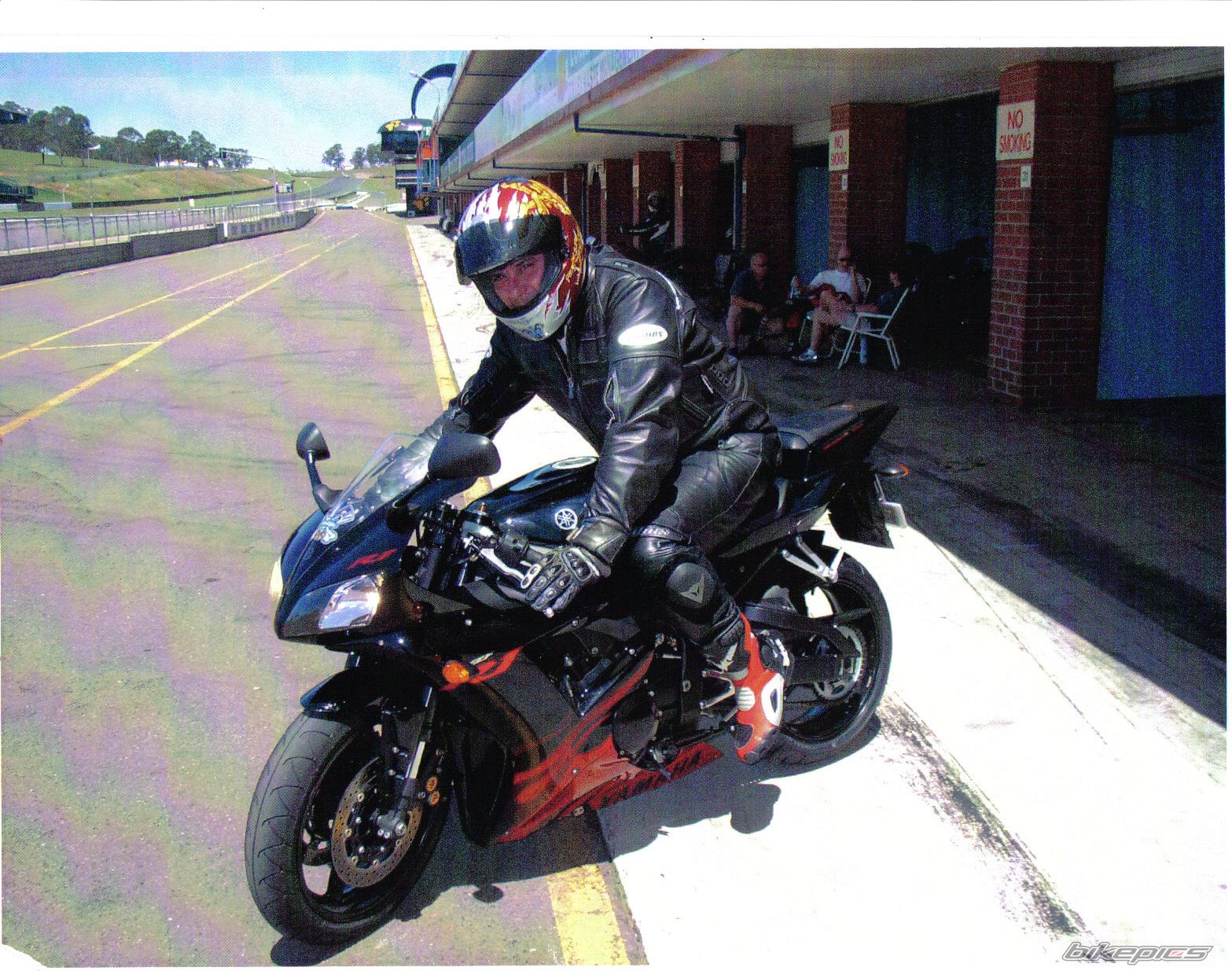 2009 YAMAHA YZF R1 | Picture 789624 motorcycle photo