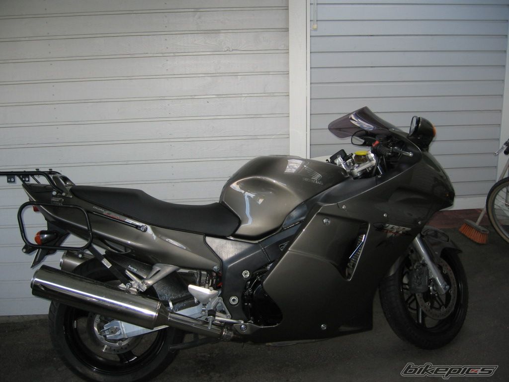 1997 HONDA CBR 1100 BLACKBIRD | Picture 791327 motorcycle photo