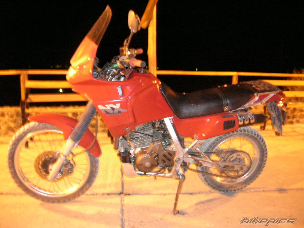 1989 HONDA NX 650 DOMINATOR | Picture 794000 motorcycle photo