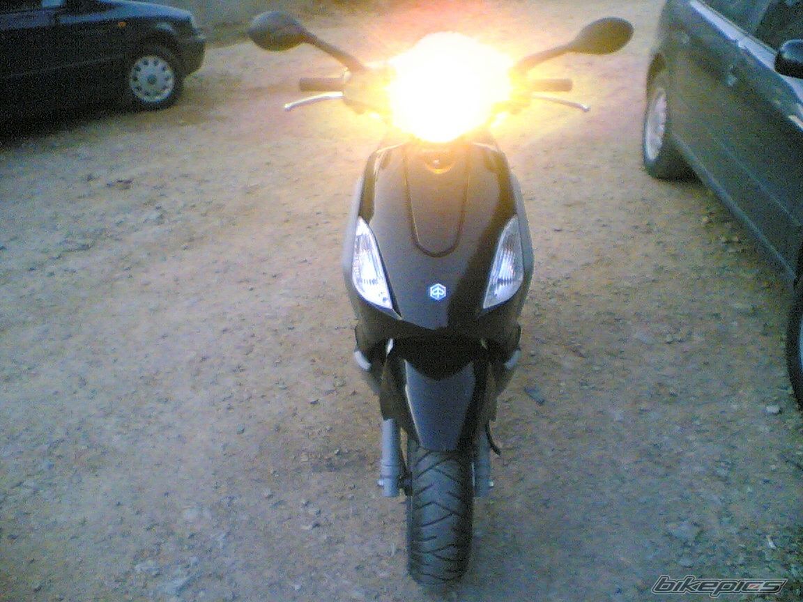 2005 PIAGGIO FLY 125 | Picture 794670 motorcycle photo