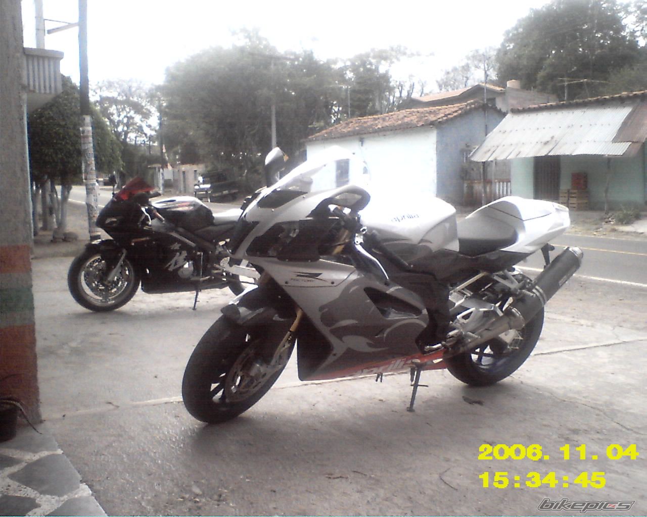2006 APRILIA RSV MILLE FACTORY | Picture 802665 motorcycle photo