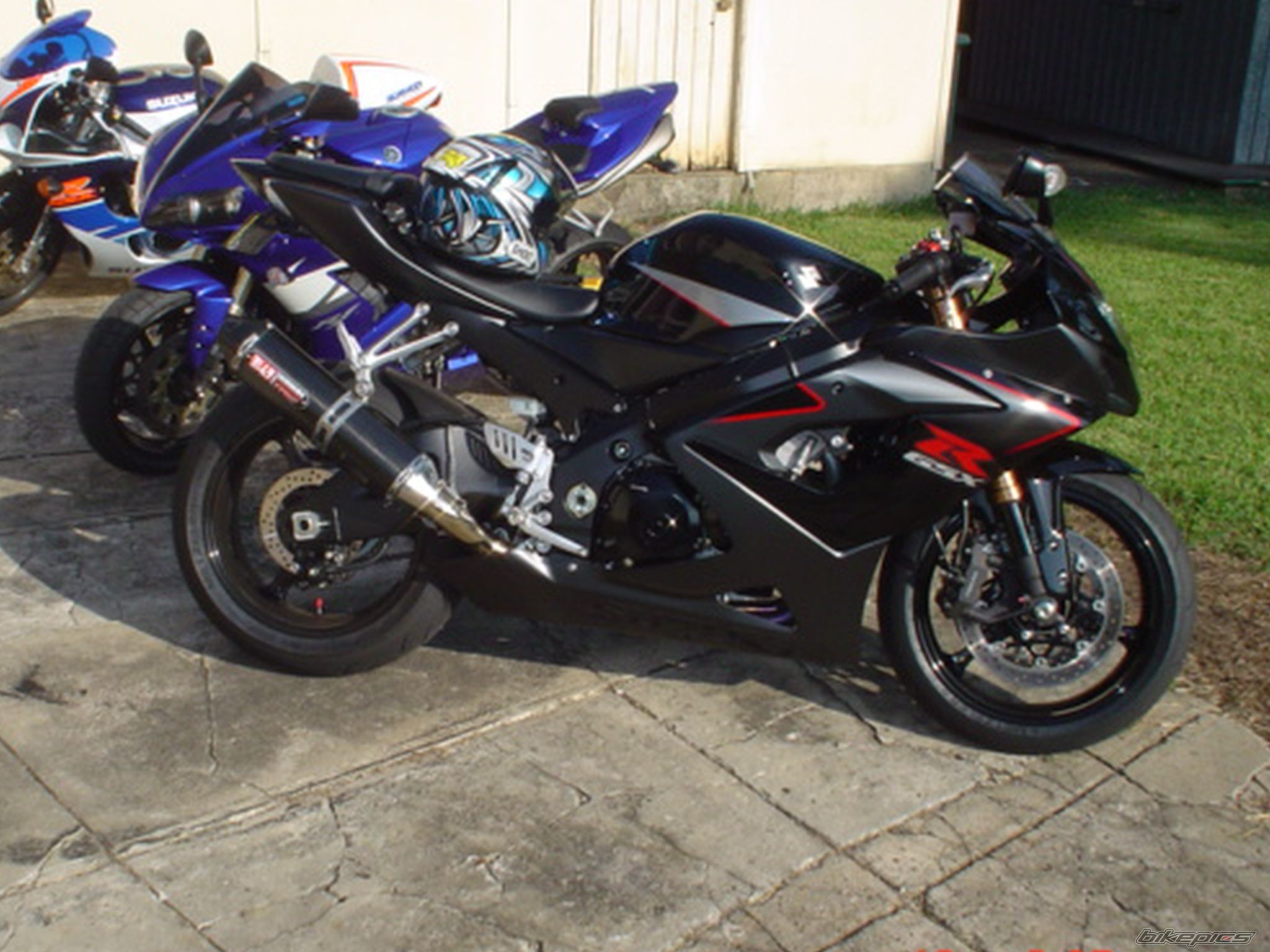 2005 YAMAHA YZF R1 | Picture 803905 motorcycle photo