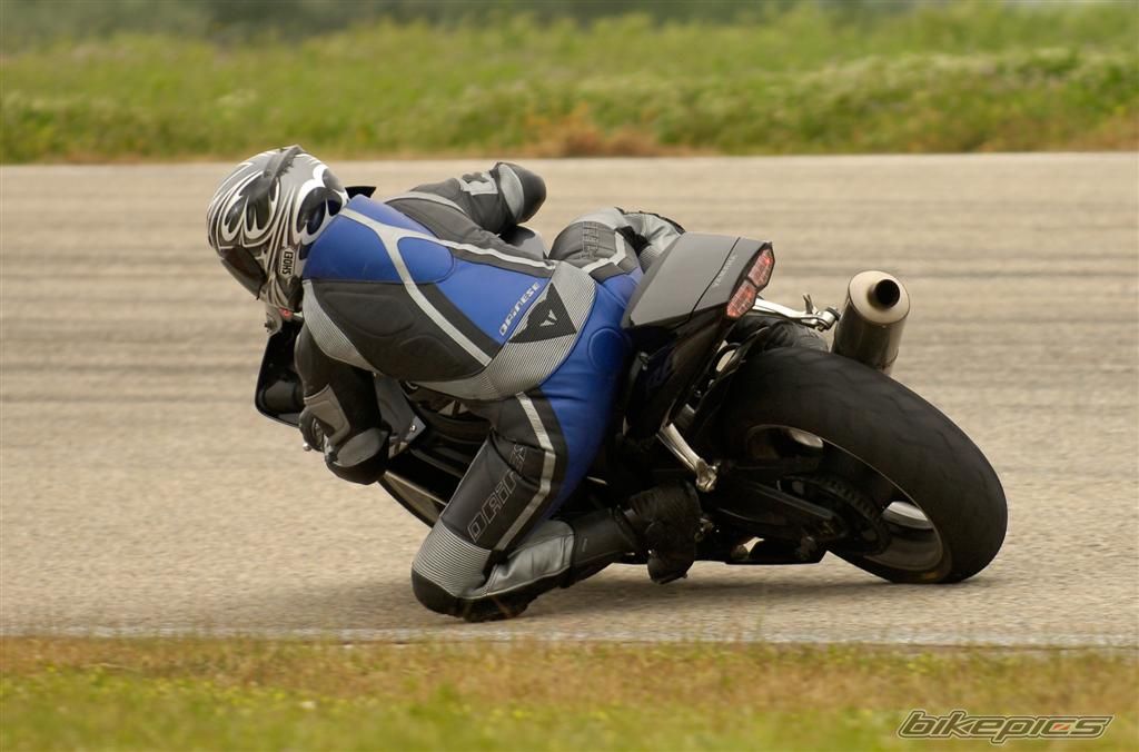 2004 YAMAHA YZF R6 | Picture 805083 motorcycle photo