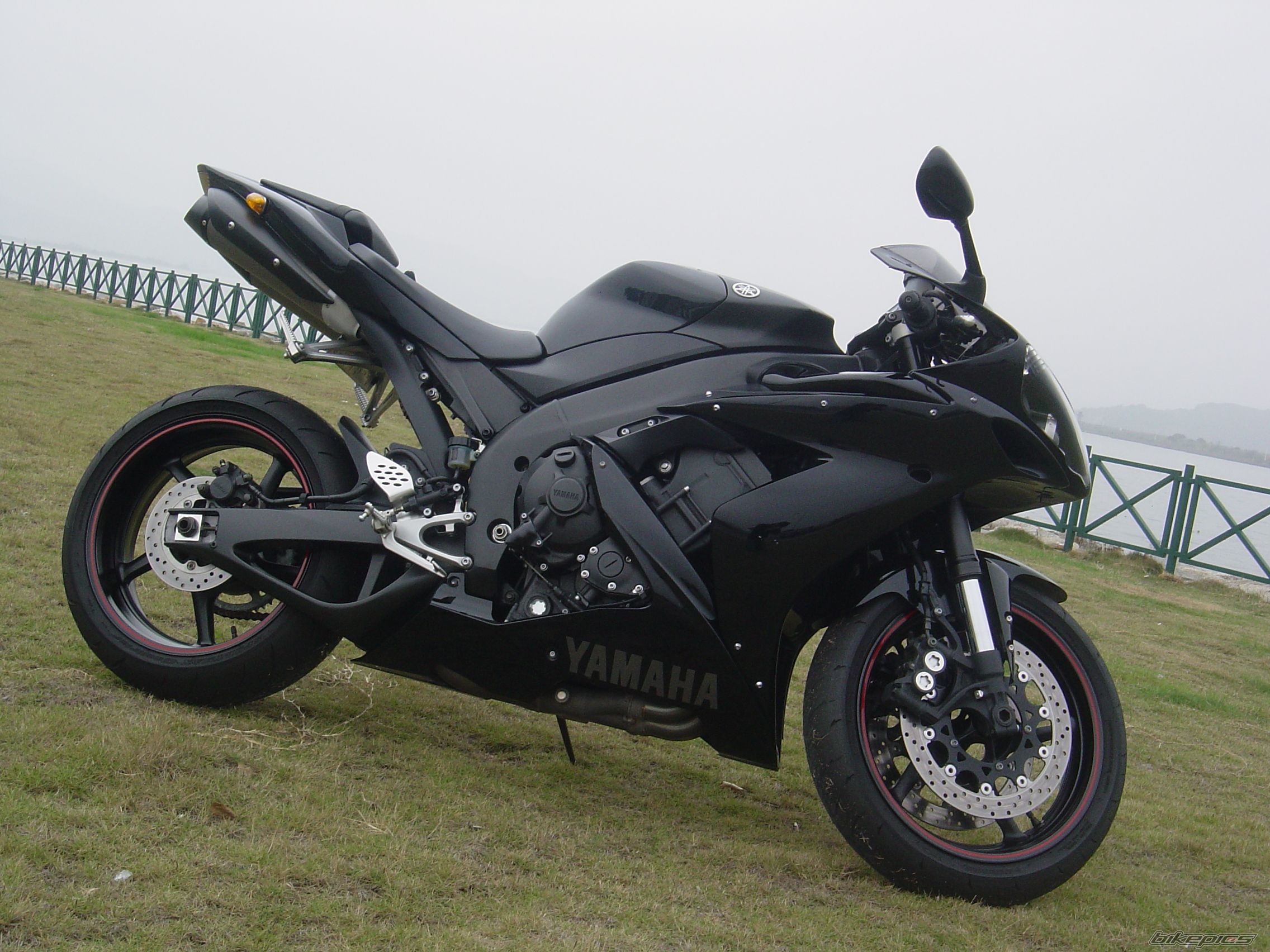2006 YAMAHA YZF R1 | Picture 806416 motorcycle photo