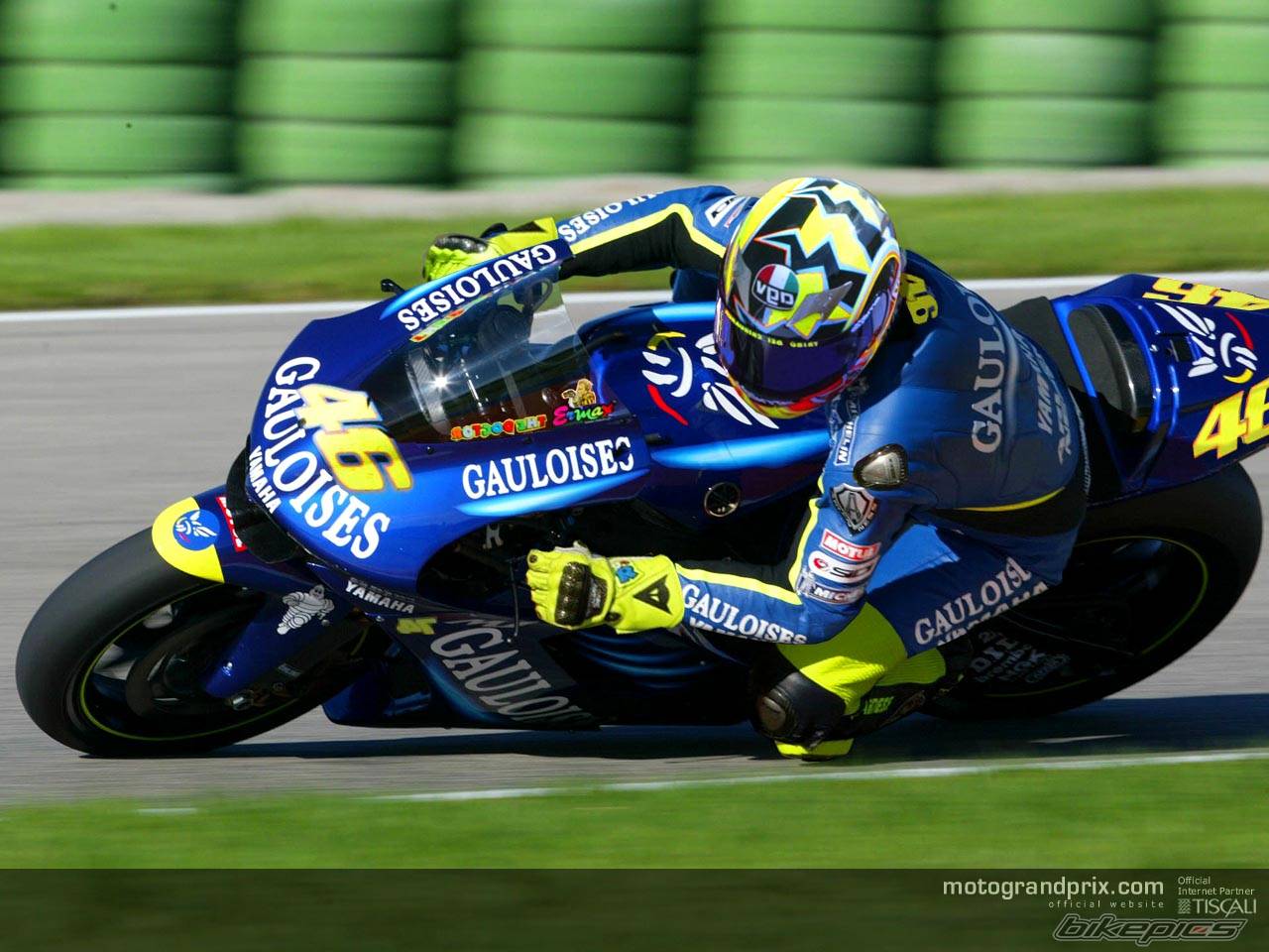 2004 YAMAHA YZF R1 | Picture 80656 motorcycle photo