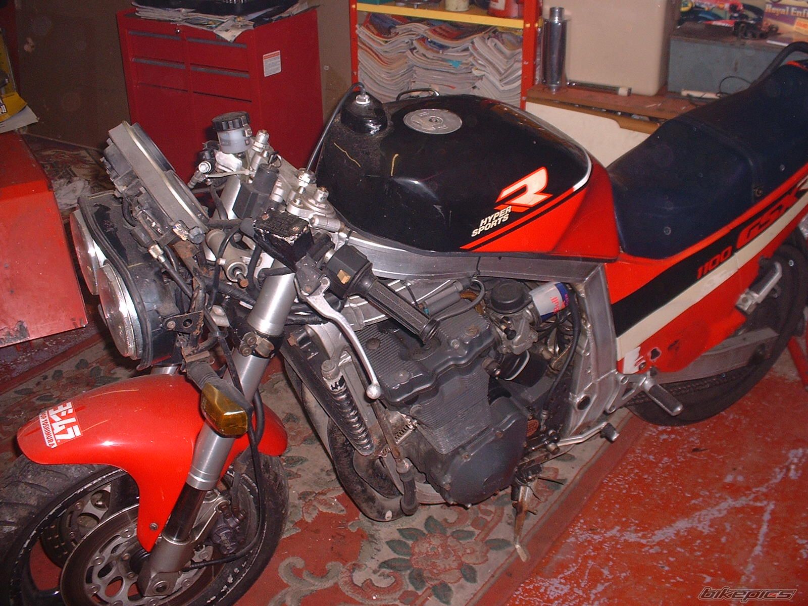 1989 SUZUKI GSX R 1100 | Picture 807210 motorcycle photo