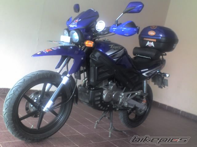2005 HONDA GL 200 | Picture 807451 motorcycle photo