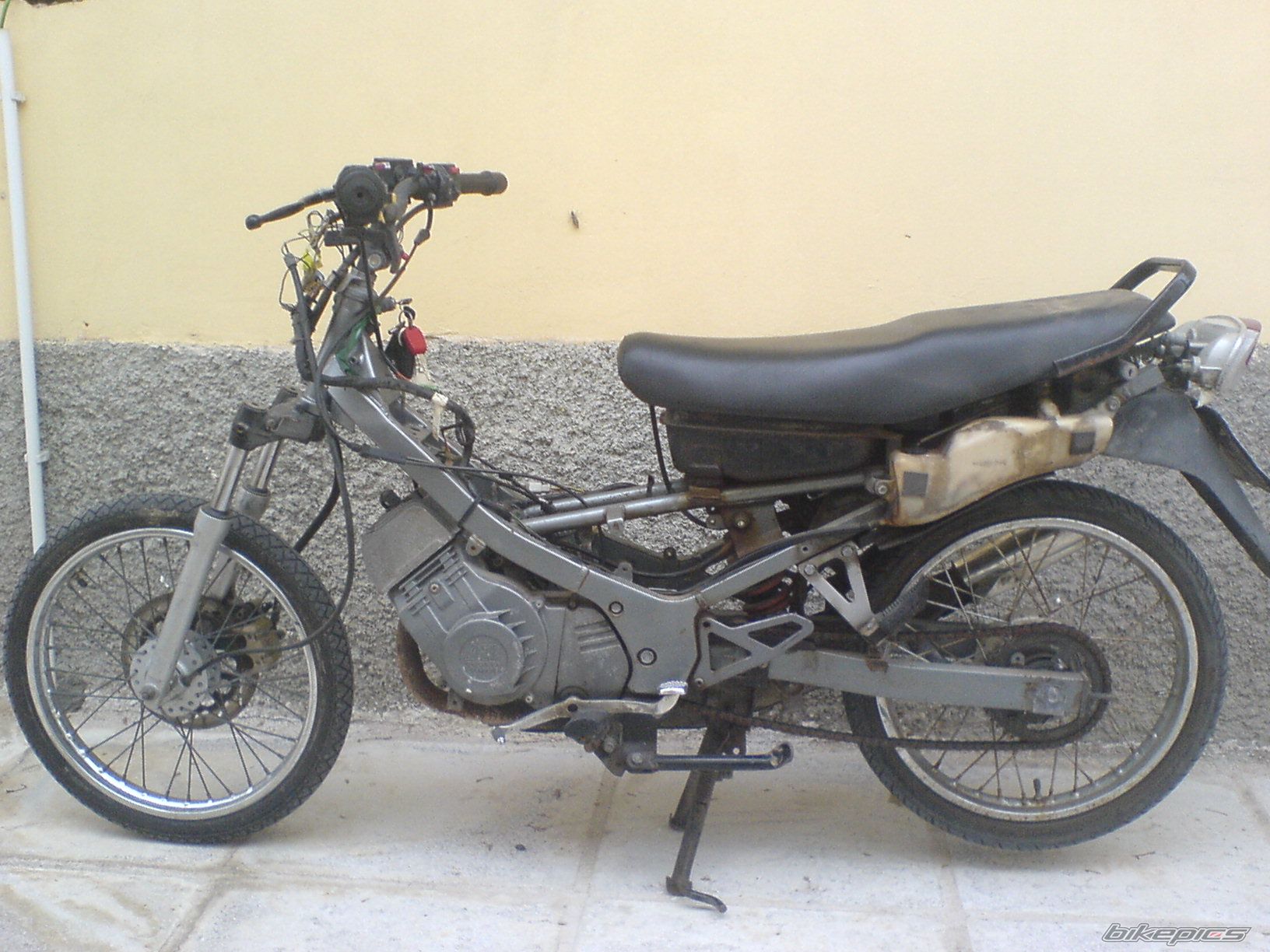 2005 SUZUKI RGV 120 | Picture 810302 motorcycle photo