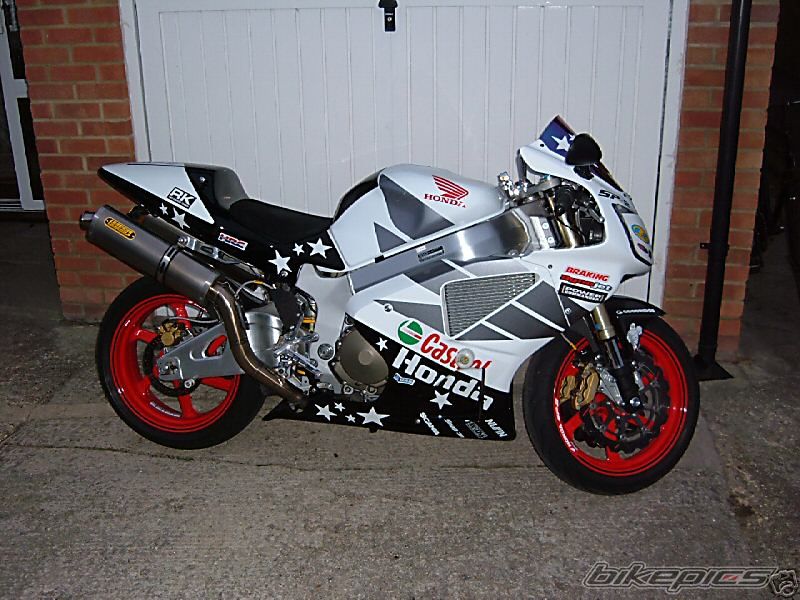 2005 YAMAHA YZF R1 | Picture 812623 motorcycle photo