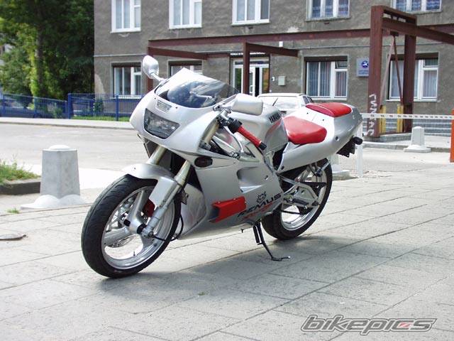 2001 YAMAHA TZR 250 | Picture 8154 motorcycle photo