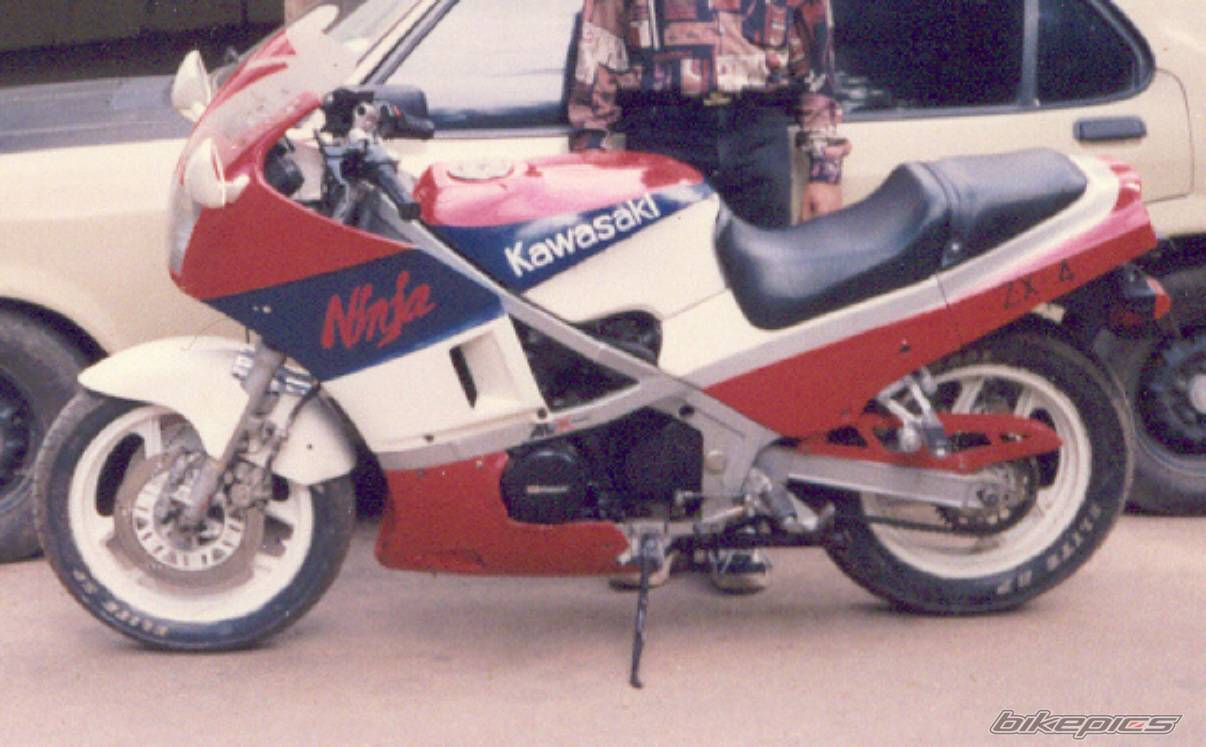 1985 KAWASAKI GPZ 400 | Picture 81691 motorcycle photo