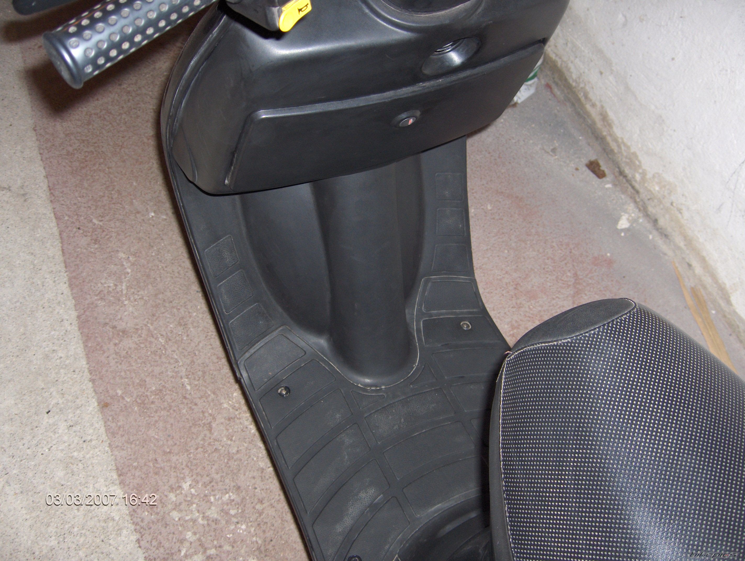 1998 PIAGGIO ZIP | Picture 818236 motorcycle photo