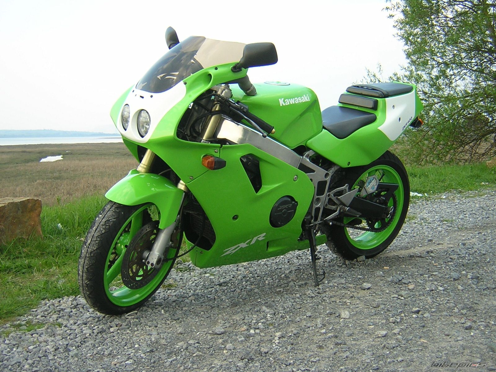 1990 KAWASAKI ZXR 400 | Picture 820943 motorcycle photo