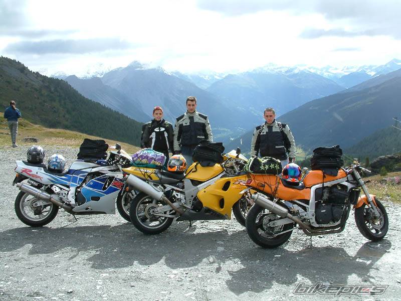 1999 SUZUKI TL1000R | Picture 82125 motorcycle photo