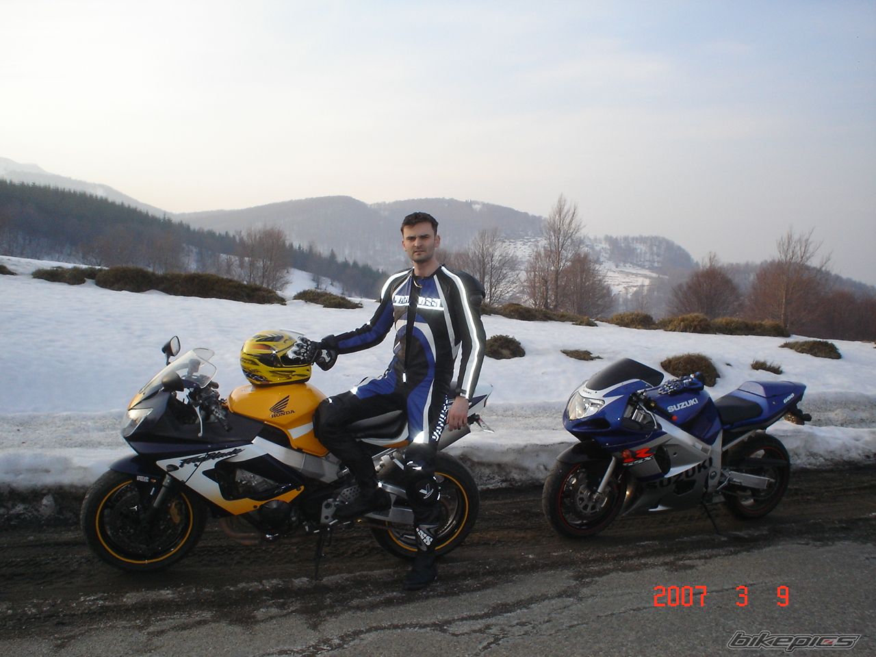 2000 HONDA CBR 900 | Picture 824411 motorcycle photo