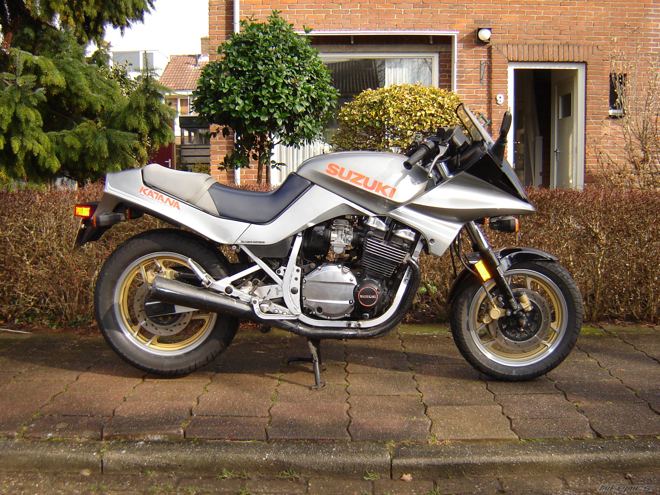 1986 SUZUKI GSX750S  KATANA | Picture 824691 motorcycle photo