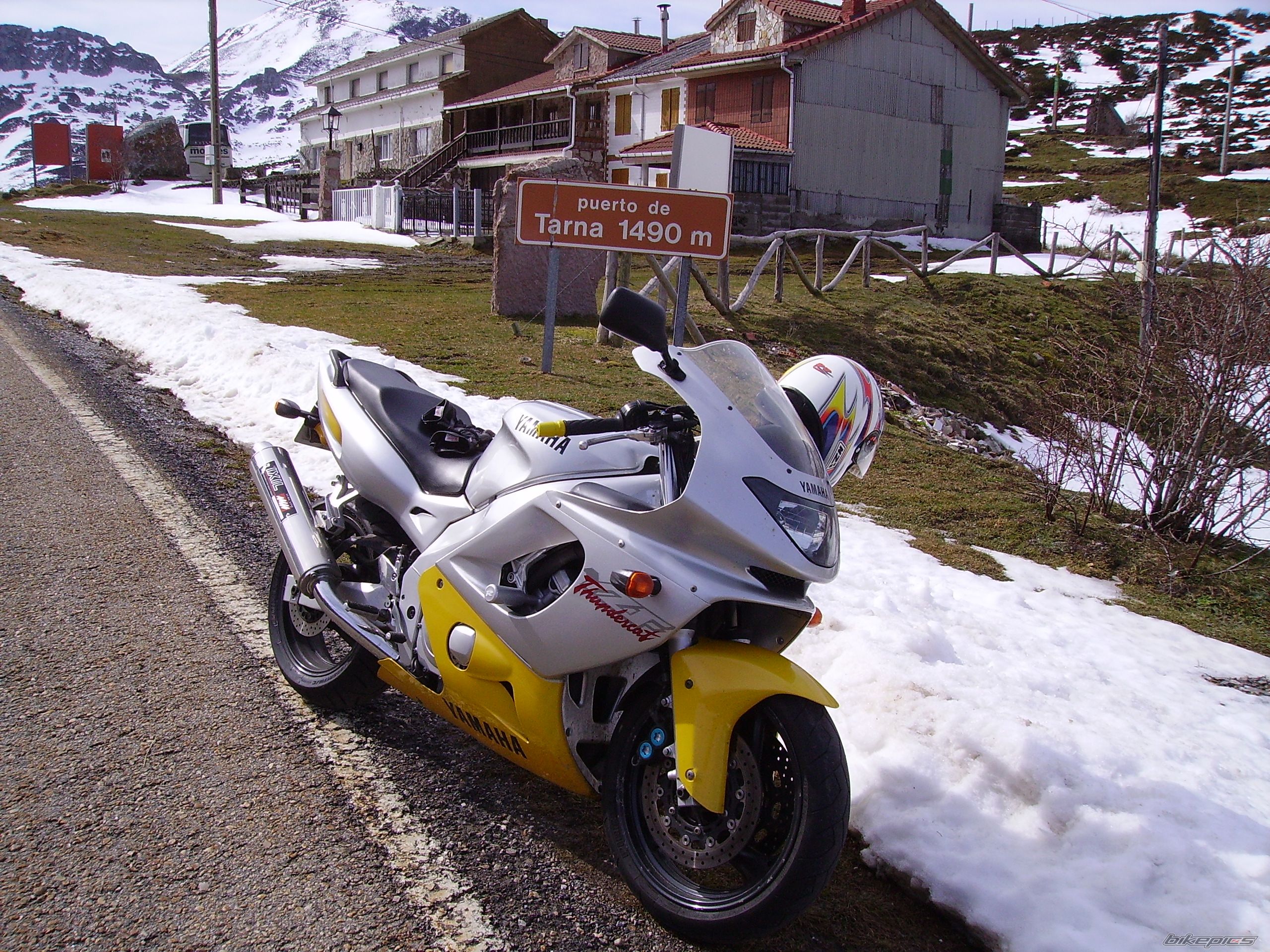 1996 YAMAHA YZF 600 | Picture 825119 motorcycle photo