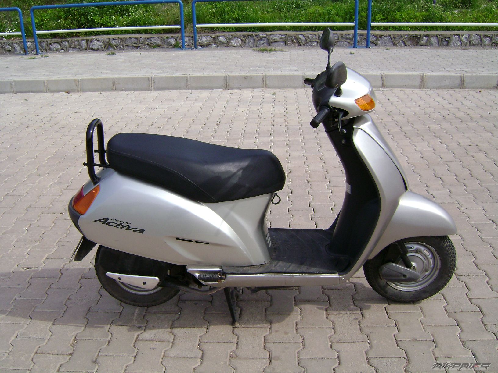 2003 HONDA ACTIVA | Picture 825223 motorcycle photo
