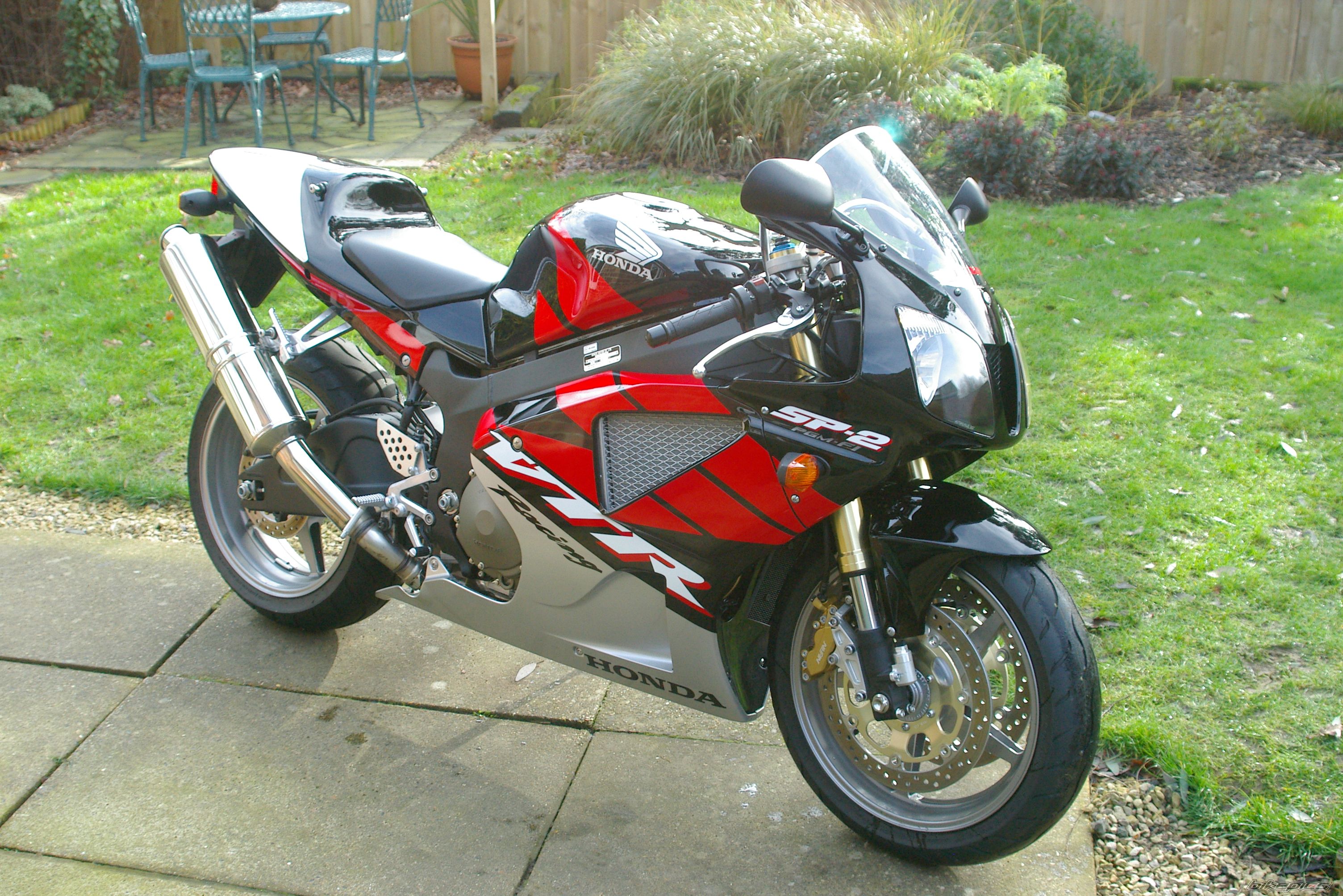 2006 HONDA VTR 1000 SP2 | Picture 826001 motorcycle photo