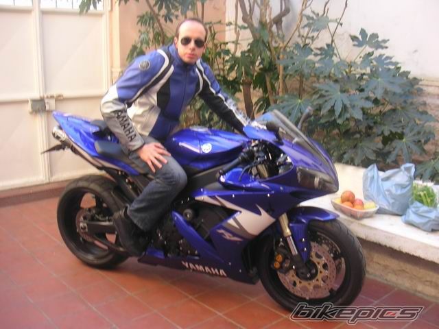 2005 YAMAHA YZF R1 | Picture 826239 motorcycle photo