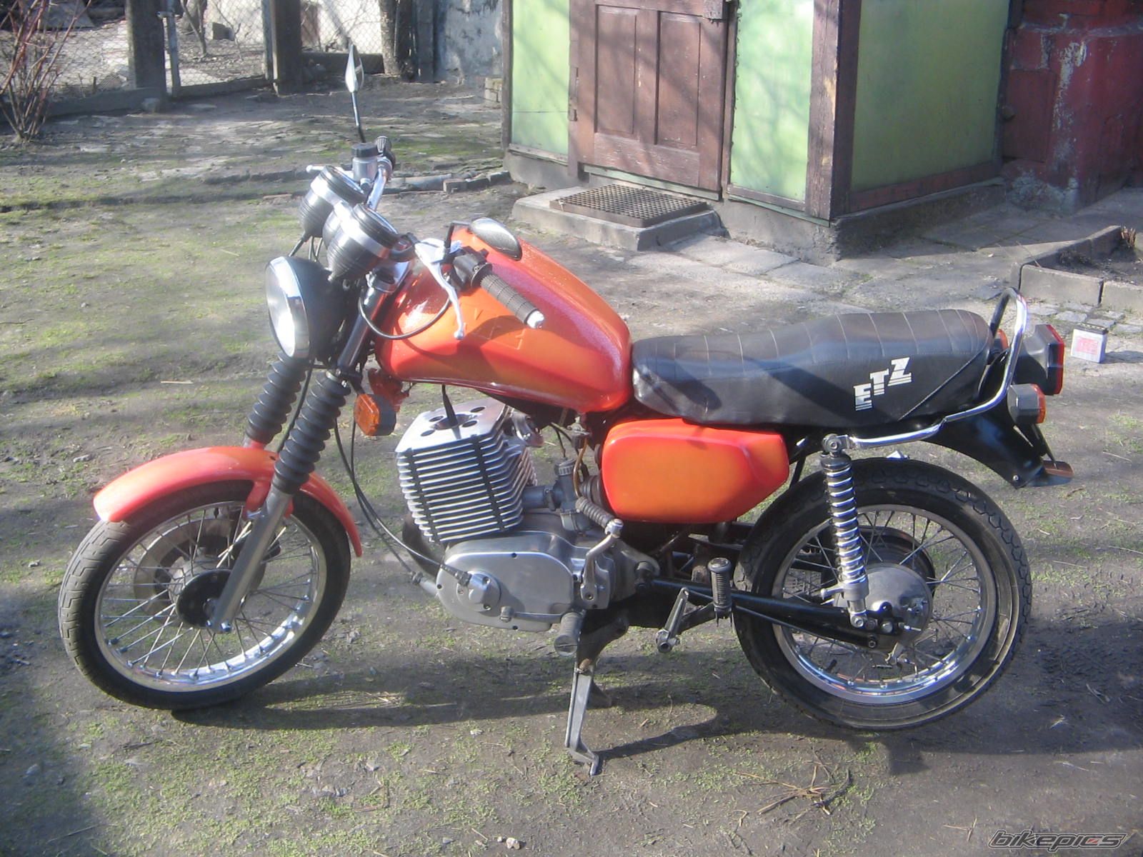 1990 MZ ETZ 251 | Picture 826546 motorcycle photo