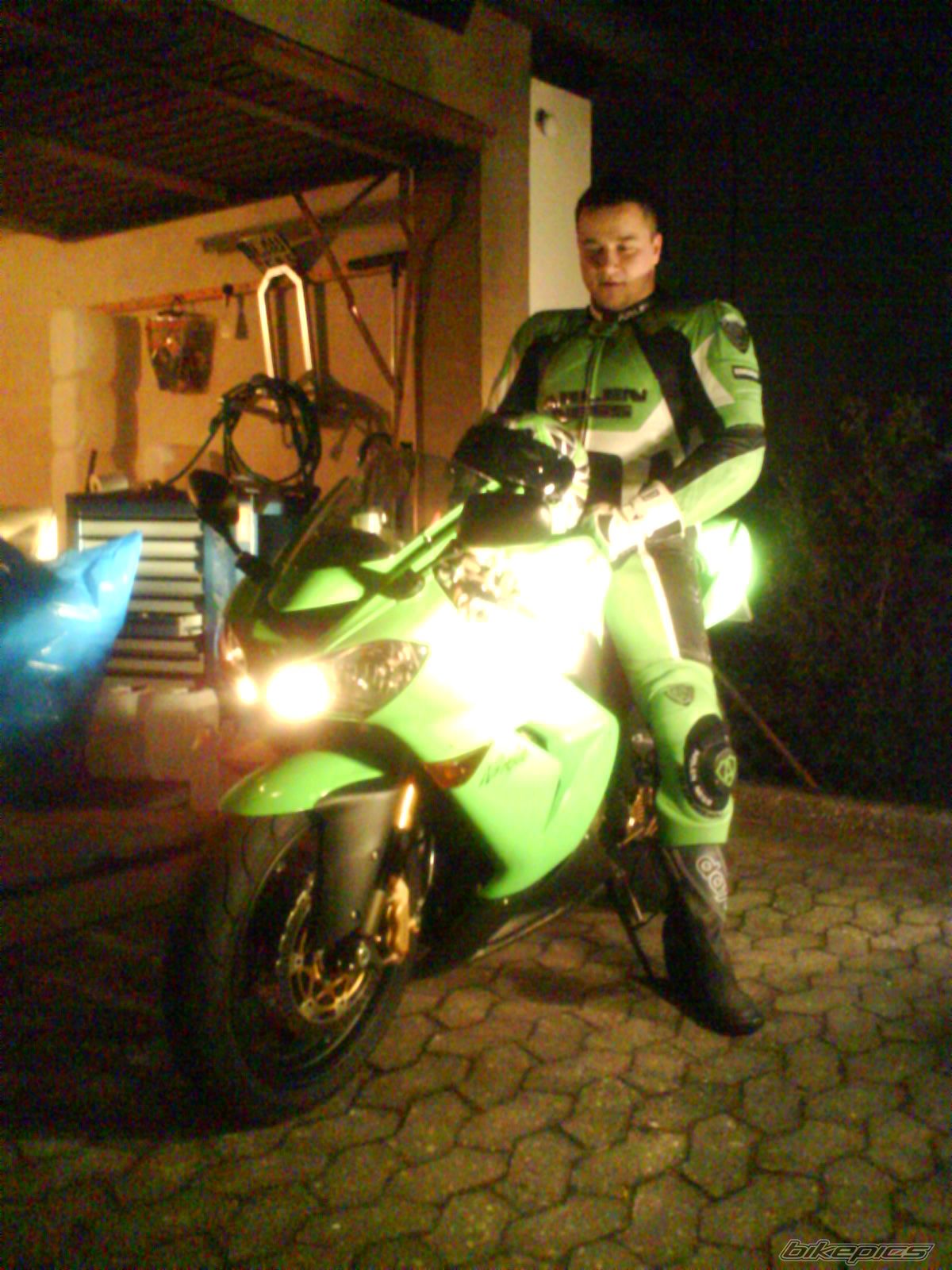 2005 KAWASAKI ZX 10R | Picture 827679 motorcycle photo