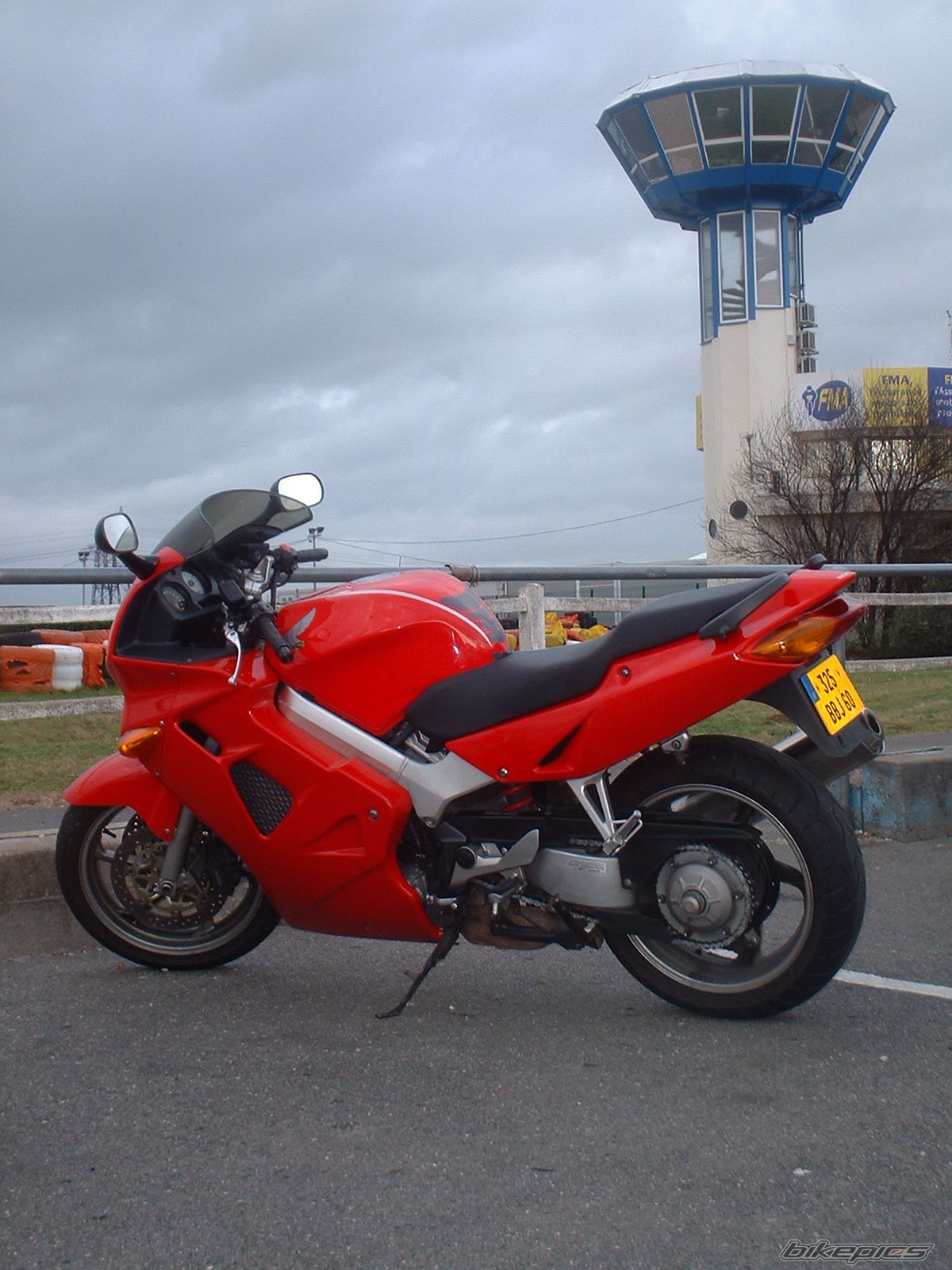 1999 HONDA VFR 800 | Picture 832982 motorcycle photo