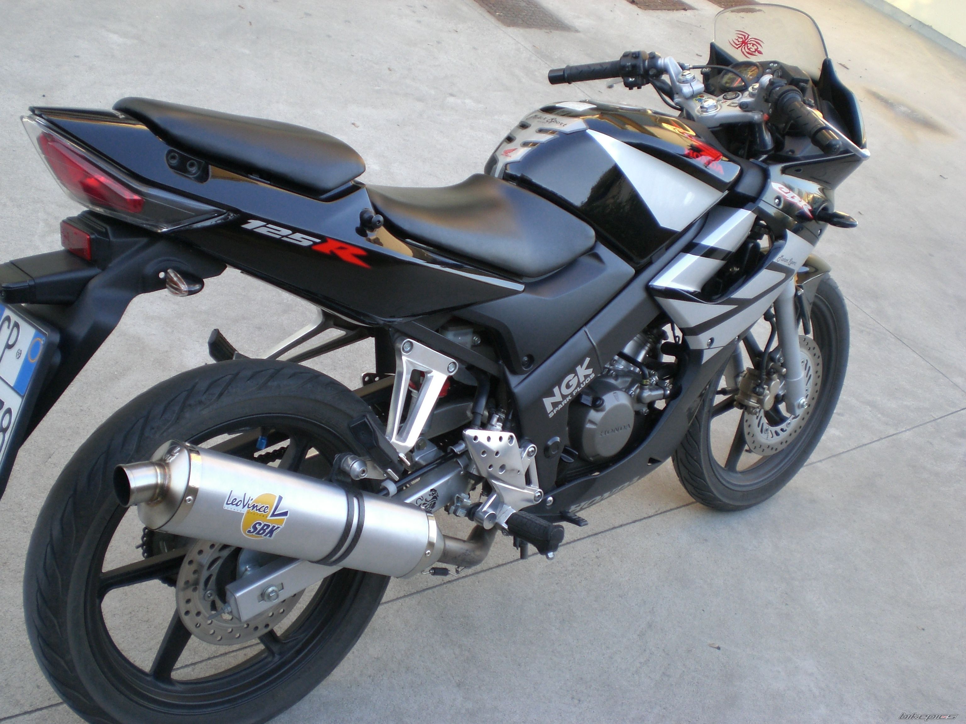 2004 HONDA CBR 125 | Picture 835712 motorcycle photo