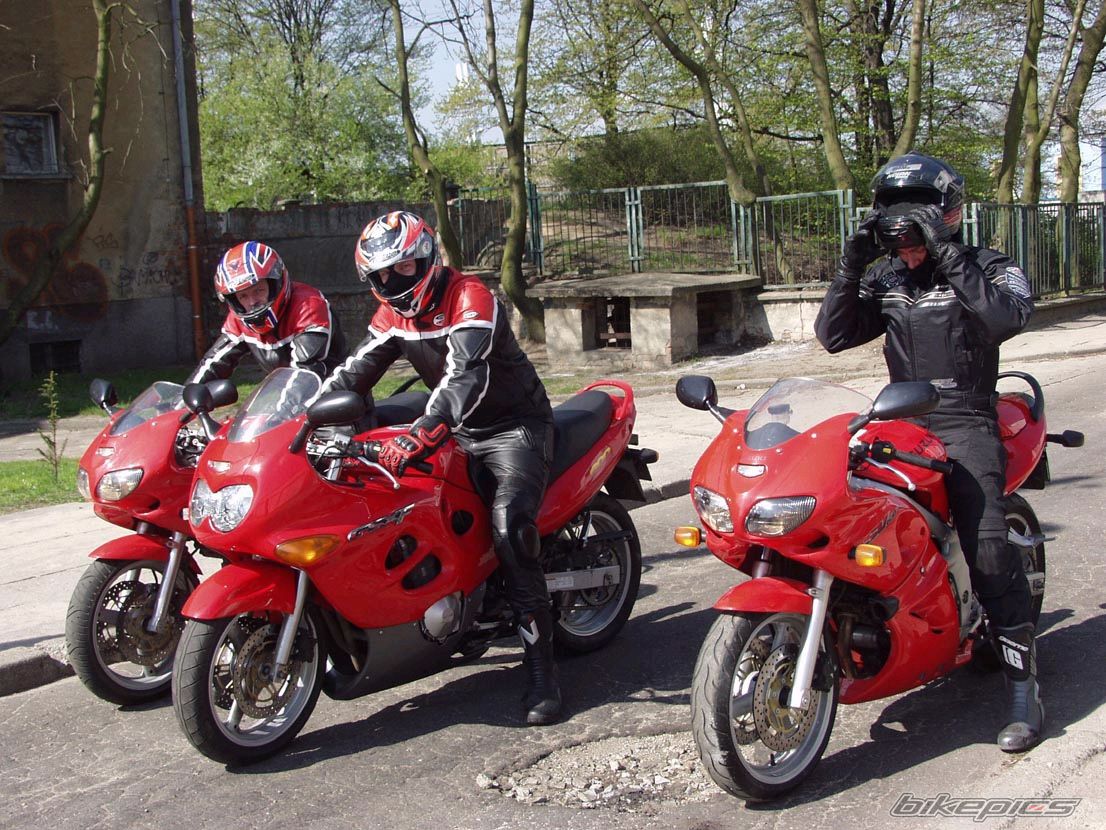 1999 SUZUKI SV 650S | Picture 836030 motorcycle photo
