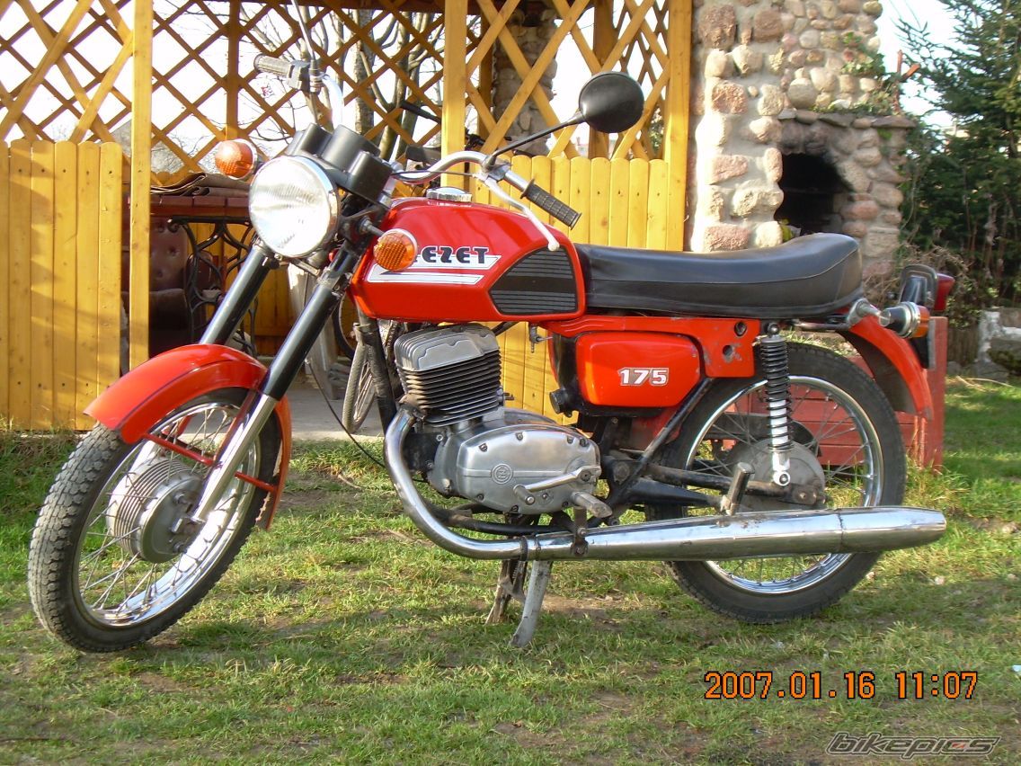 1987 CZ 175 | Picture 836188 motorcycle photo