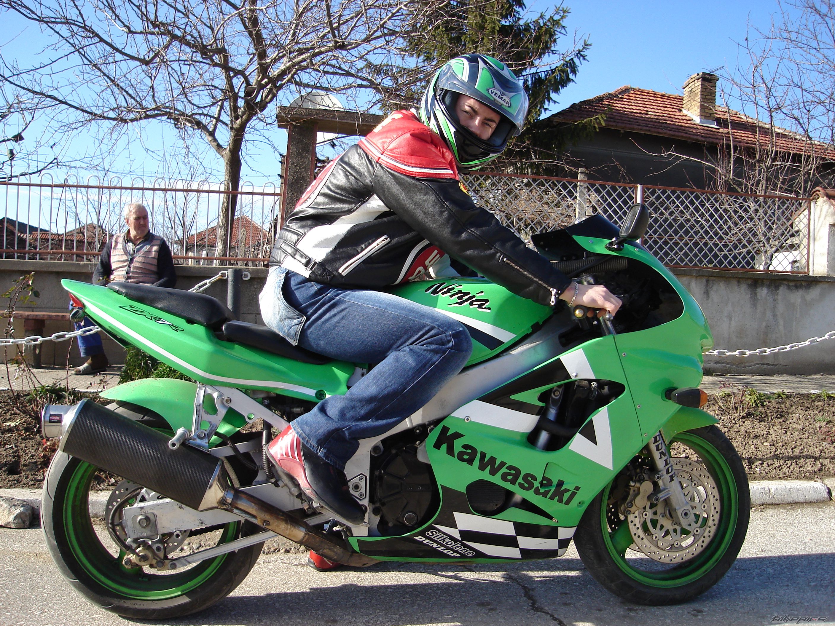 1990 KAWASAKI ZXR 750 | Picture 837209 motorcycle photo