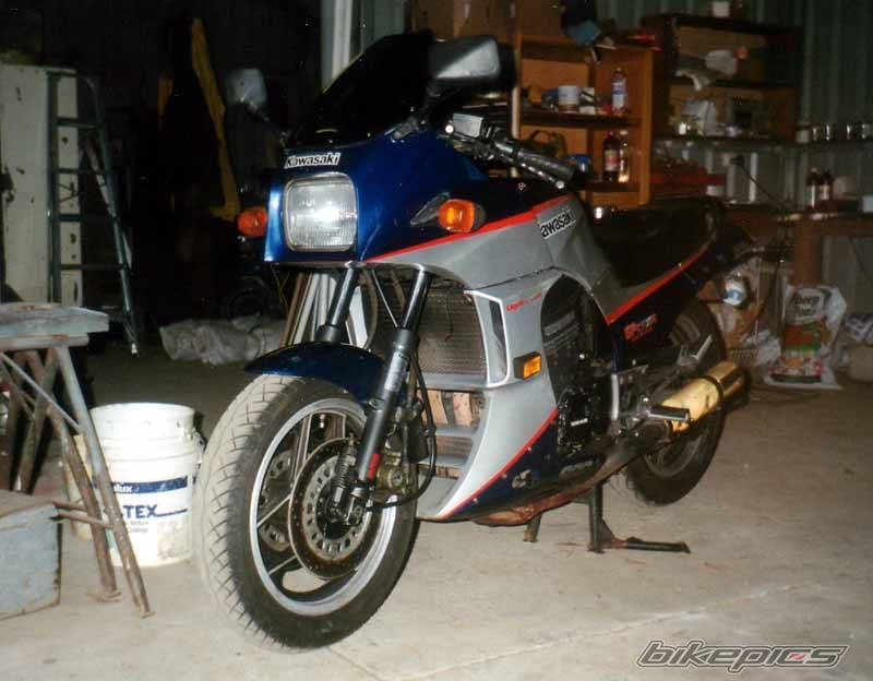 1985 KAWASAKI GPZ 900 | Picture 84160 motorcycle photo
