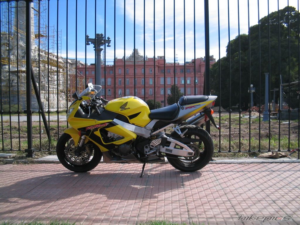 2001 HONDA CBR 900 | Picture 842136 motorcycle photo