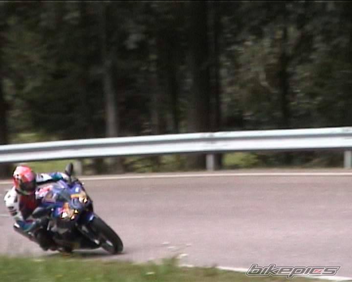 1998 YAMAHA YZF R1 | Picture 8449 motorcycle photo