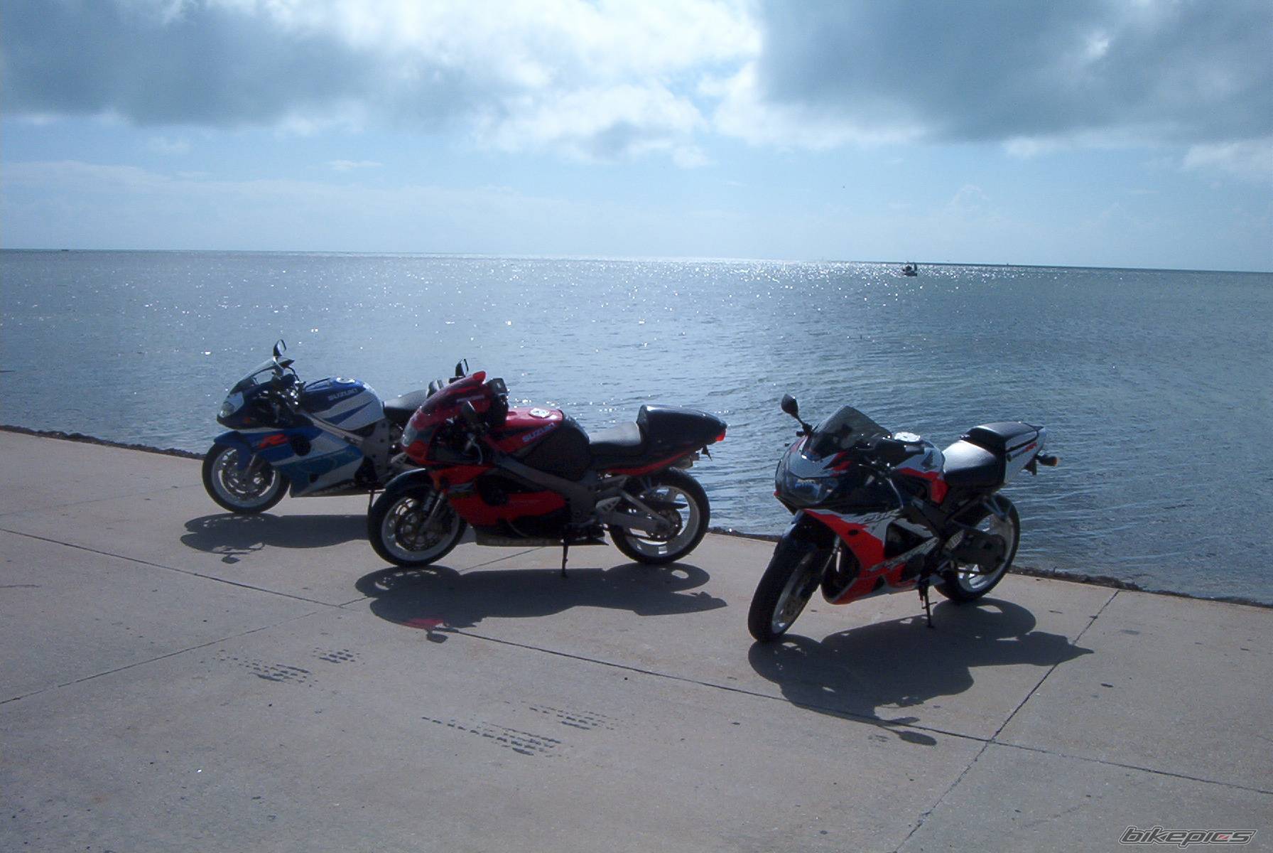1999 SUZUKI GSX R 750 | Picture 84527 motorcycle photo