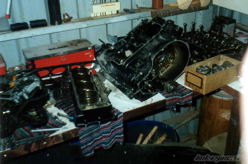 1985 KAWASAKI GPZ 900 | Picture 84751 motorcycle photo