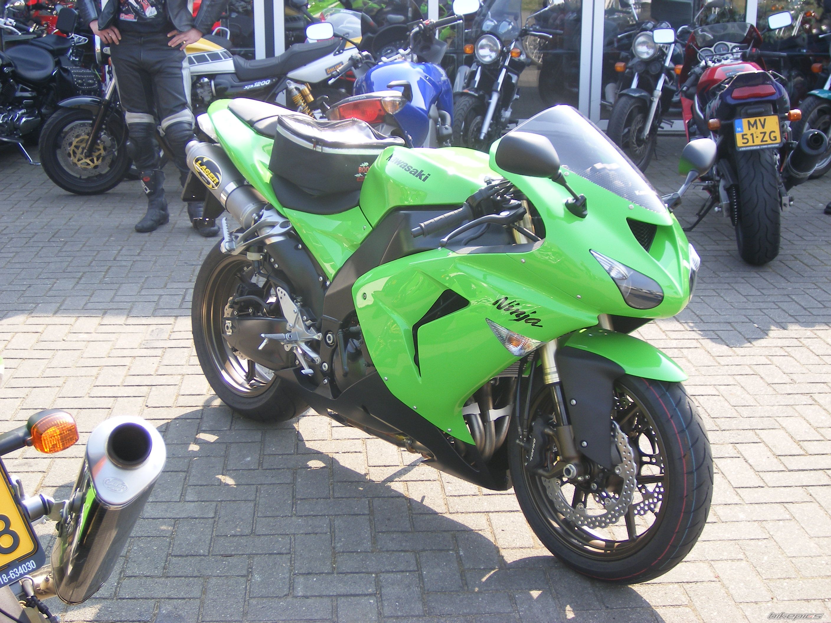 2006 KAWASAKI ZX 10R | Picture 848412 motorcycle photo