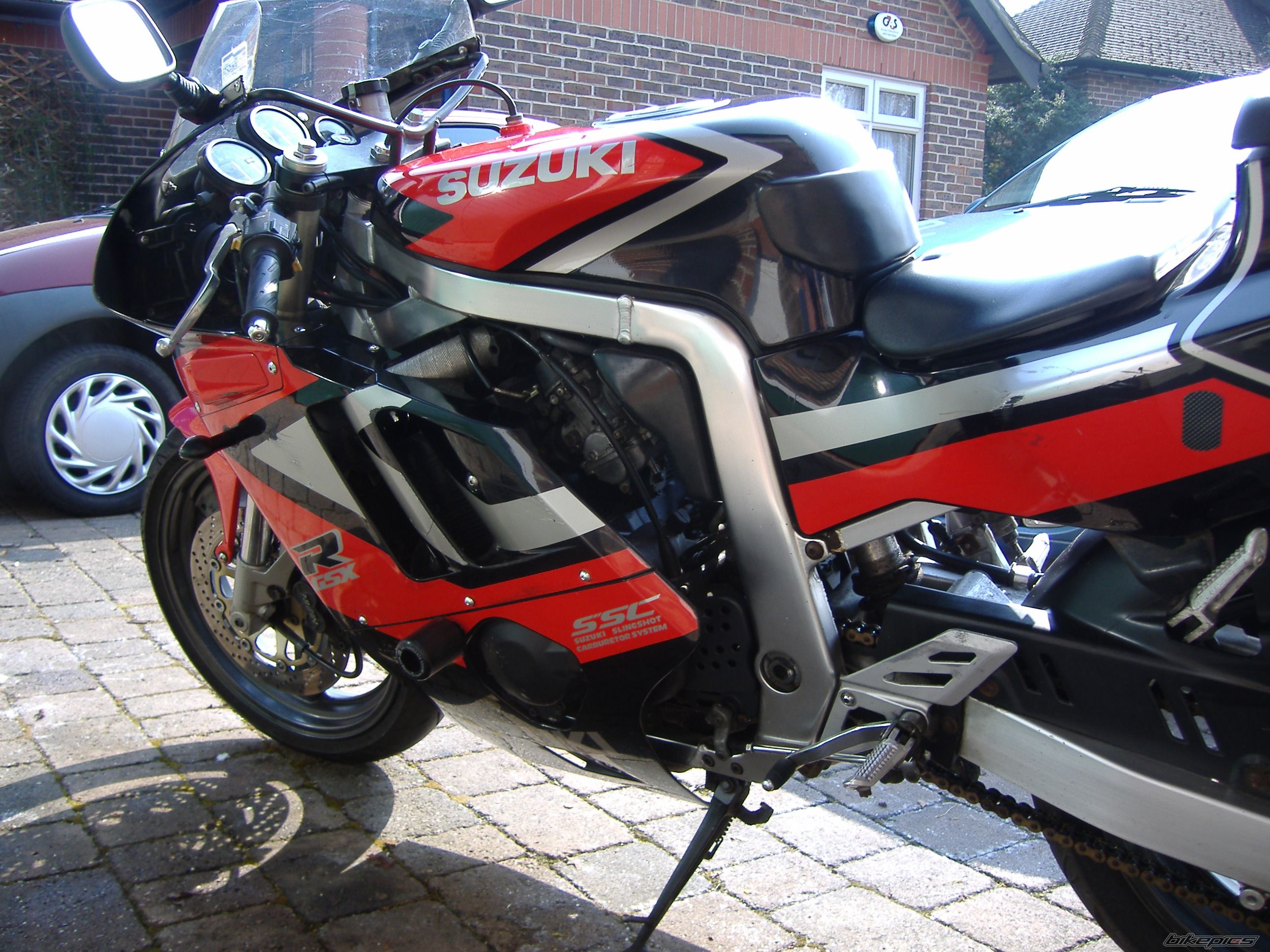 1991 SUZUKI GSX R 400 | Picture 850411 motorcycle photo