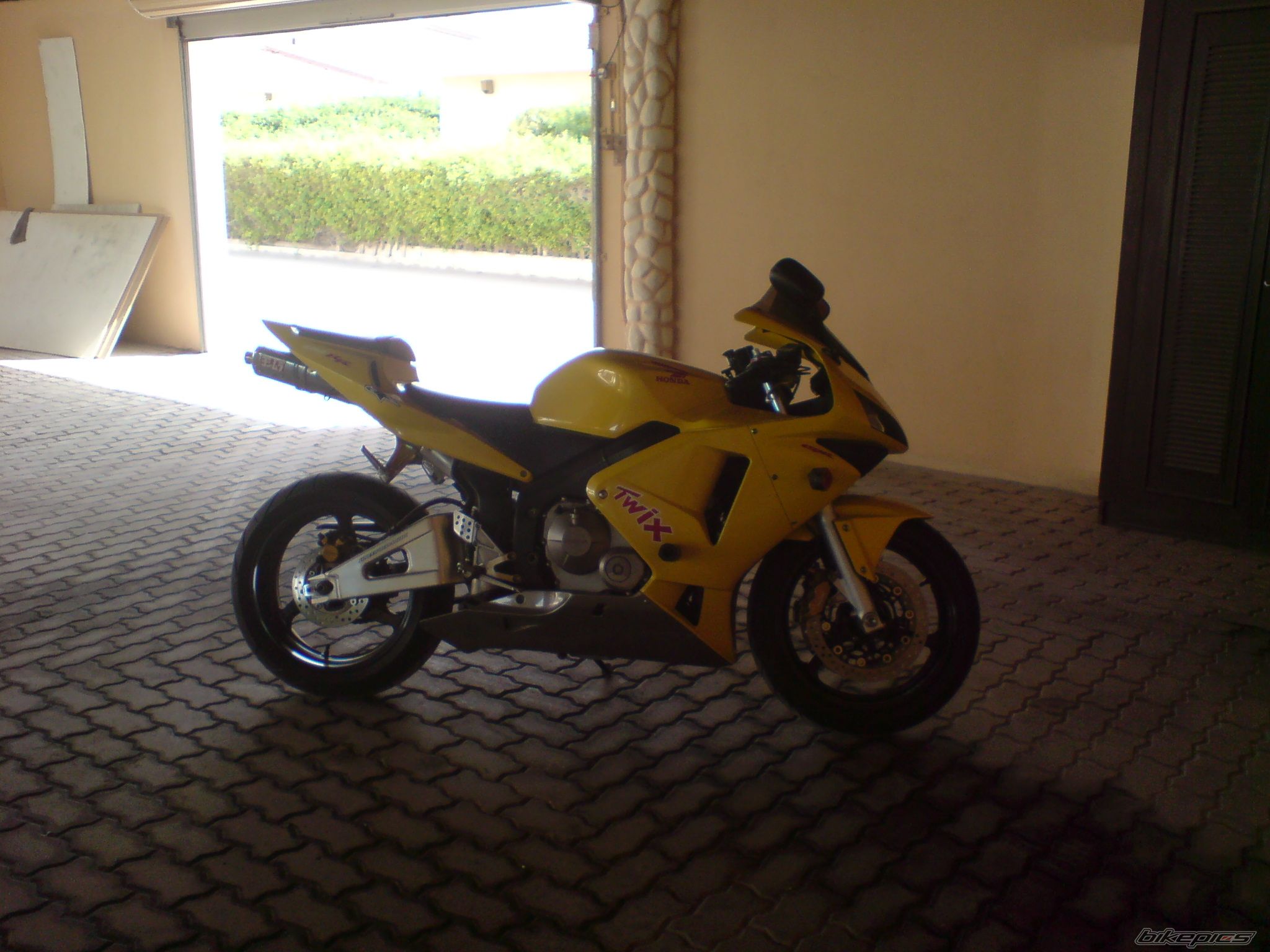 2003 HONDA CBR 600 | Picture 850838 motorcycle photo