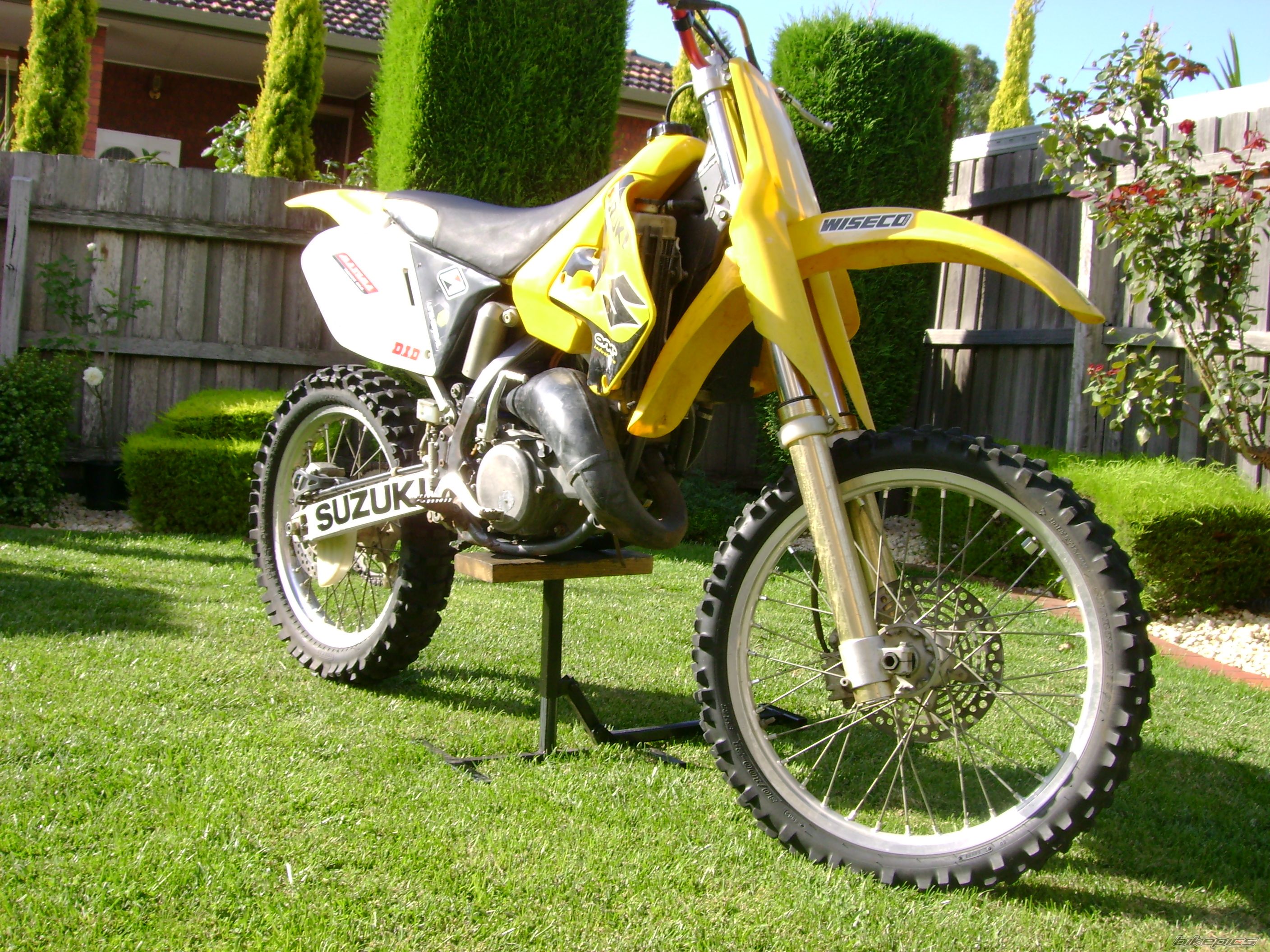 1998 SUZUKI RM 125 | Picture 851300 motorcycle photo