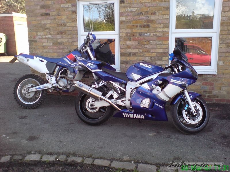 2001 YAMAHA YZF R6 | Picture 852023 motorcycle photo