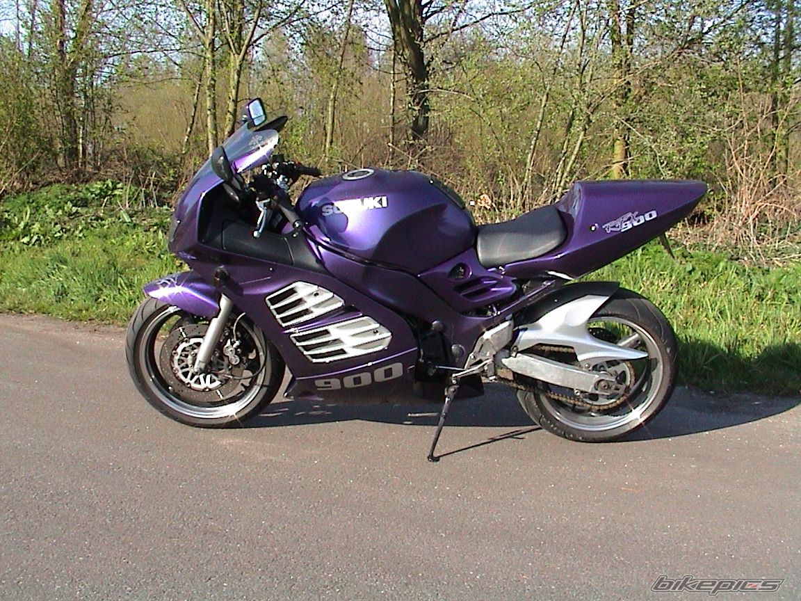 1995 SUZUKI RF 900 | Picture 853820 motorcycle photo
