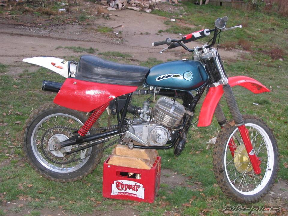 1983 CZ 250 CROSS | Picture 85752 motorcycle photo